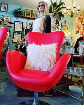 Little Shop of Treasures - Palm Springs, California 92264