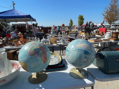 Kane County Flea Market - St. Charles, Illinois 60174