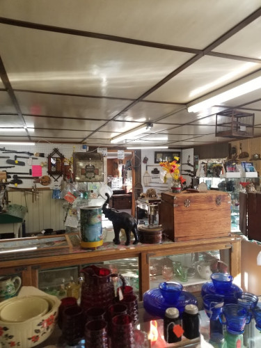 Route 30 Antiques - Central City, Pennsylvania 15926