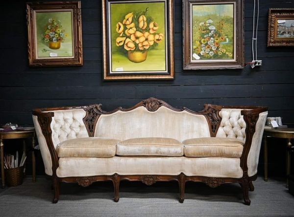 DeFrance Antiques on Beal - Fort Walton Beach , Florida 32548