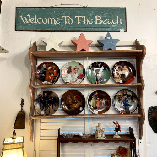 Granny Had One Antiques - Cambria, California 93428
