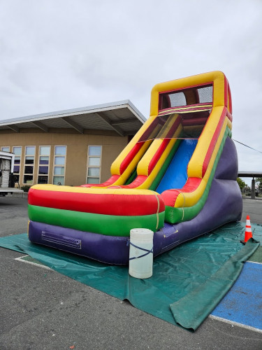 Kids playland fleamarket - Richmond, California  94801