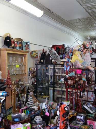Golden Rose Flea Market - Anderson, Missouri 64831