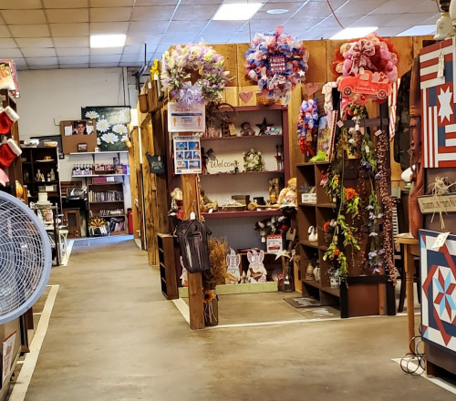 The Flea Market in Edinburg - Edinburg, Virginia 22824