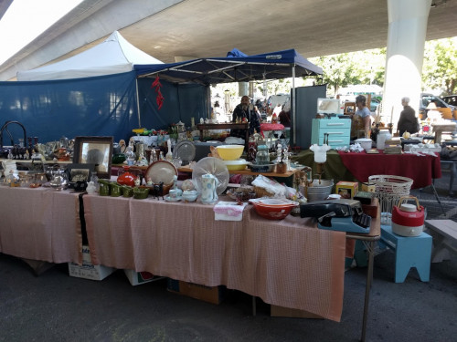 Sacramento Antique Faire - Sacramento, California 95834