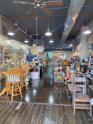 Elbert's lil Acres LLC - Pierce City, Missouri 65723