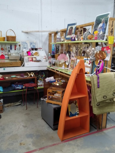 Bison Acres Marketplace - Buffalo, Missouri 65622