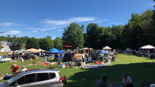 The Woodbury Flea Market - Woodbury, Connecticut 06798