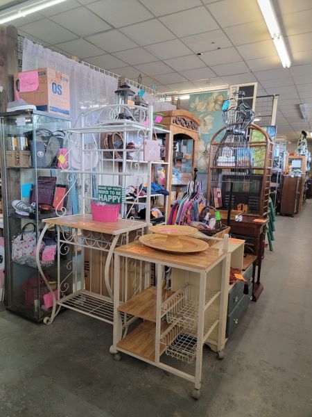 Shark Flea Market - Fort Worth, Texas 76111