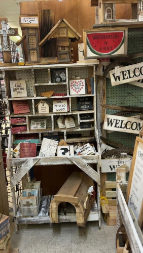 Angel's Antiques & Flea Mall - Opelika, Alabama  36801