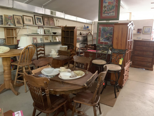 Hayes Flea Market & Storage - Newark, Ohio 43055