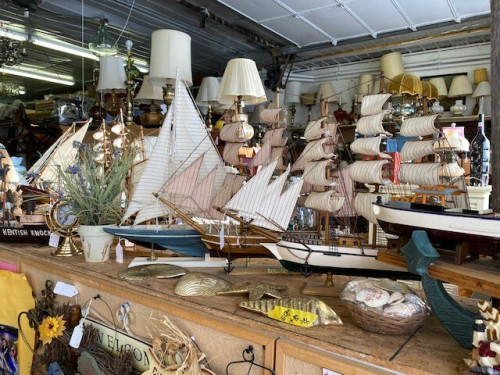 R & D Flea Market - Plymouth, Indiana 46563