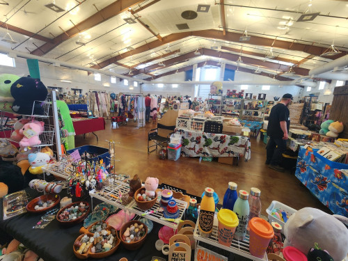 Kane County Flea Market - St. Charles, Illinois 60174