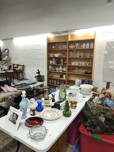 HomeTown Flea Market - Burlington, North Carolina 27217