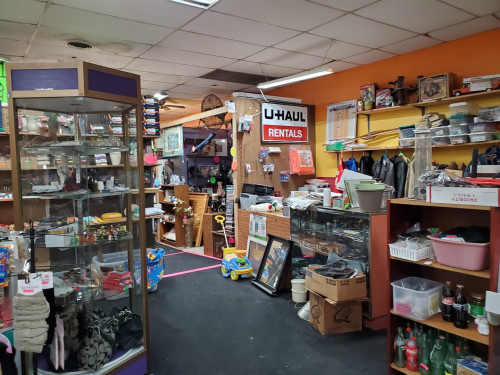 Treasure Barn - Marshfield, Missouri 65706