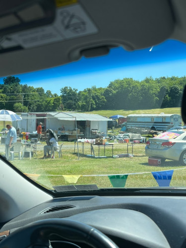 Spotlight 88 Flea Market - Beaver Falls, Pennsylvania 15010