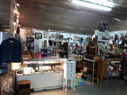 Tri Cities Flea Market - Bluff City, Tennessee 37618