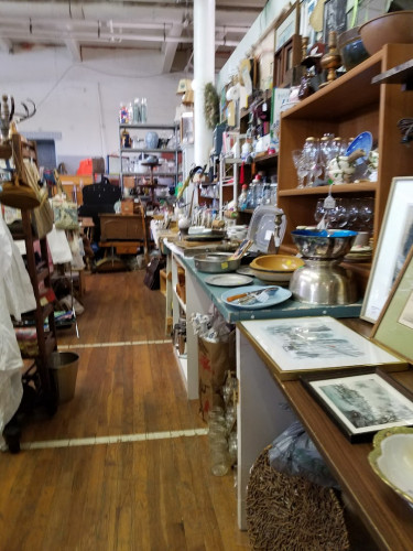 Waterfront Flea Market - Brunswick, Maine 04011