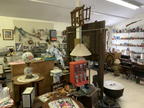 Hayes Flea Market & Storage - Newark, Ohio 43055