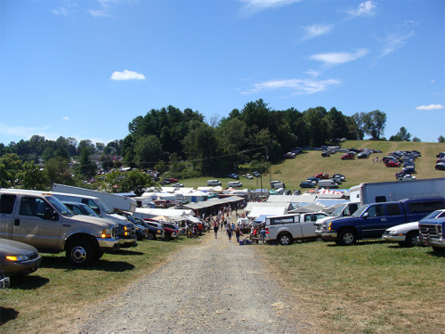 Hundley Flea Market - Hillsville, Virginia 24343