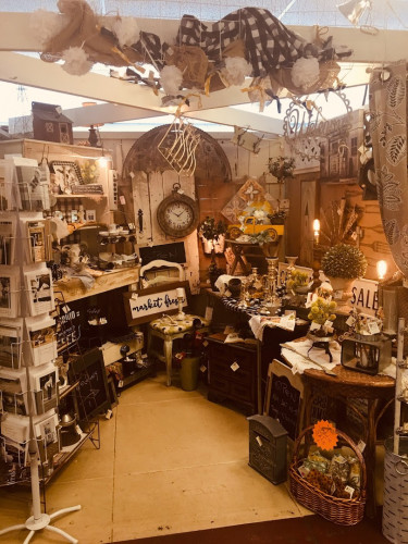 Reminisce Antiques Etc - Paso Robles, California 93446