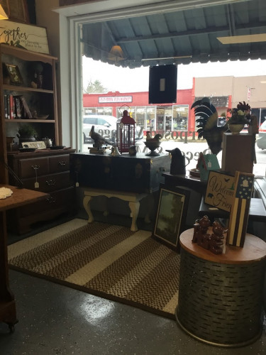 Lost Creek Flea Market - Seneca, Missouri 64865