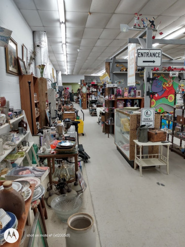 T & B Hidden Treasures - Chipley, Florida 32428