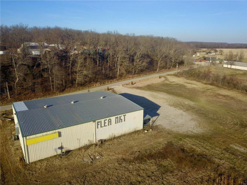 Old Town Road Flea Market - Poplar Bluff, Missouri 63901