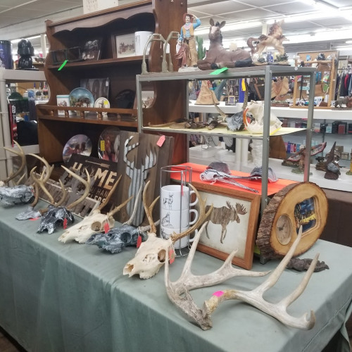 Fentress County Flea Market - Jamestown, Tennessee 38556