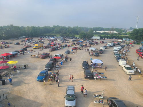 South high street flea market - Columbus, Ohio 43207