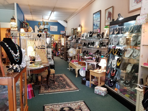 Antiques Center-High Springs - High Springs, Florida 32643