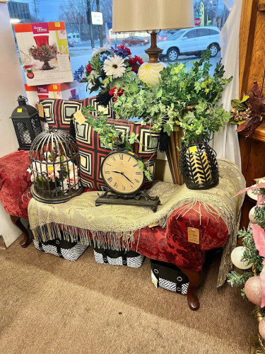 Allure Flea Market - Springfield, Missouri 65803