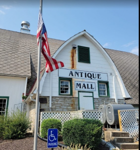 Crossroads Antique Mall - Hershey, Pennsylvania 17033