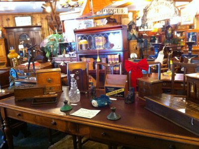 Gaslight Antiques - Tampa, Florida 33609