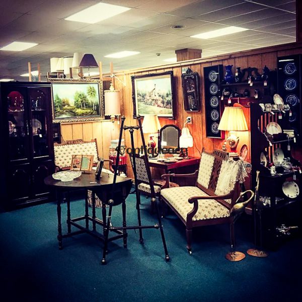 Springfield Antique Center - Springfield, Ohio 45502