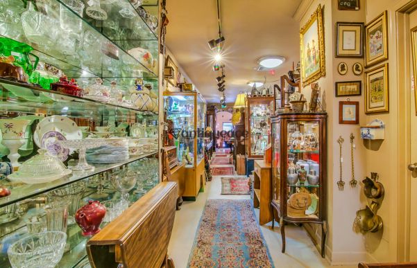 Mission Gallery - San Diego, California 92103