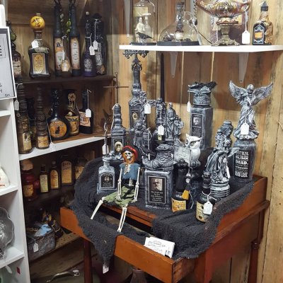 Wilding's Antiques - Ocala, Florida 34470