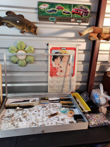 51 Flea Market - Brighton, Tennessee 38011