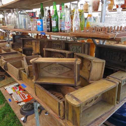 Bar W Field Warrenton / Round Top TX Antique Flea Market - Round Top, Texas 78954
