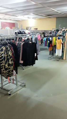 New Roads Flea Market - New Roads, Louisiana 70760