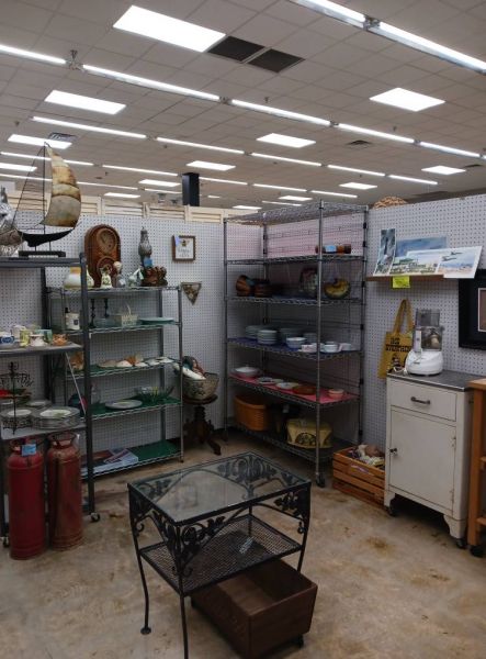 Amanda Ann's Antiques - Cantonment, Florida 32533