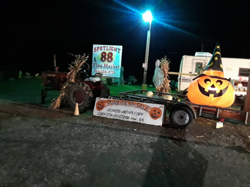 Spotlight 88 Flea Market - Beaver Falls, Pennsylvania 15010