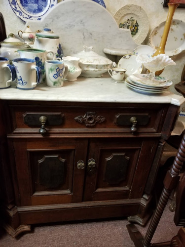 Ozona Antiques - Dunedin, Florida 34698