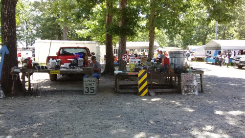 530 Flea Market - White Hall, Arkansas  71602