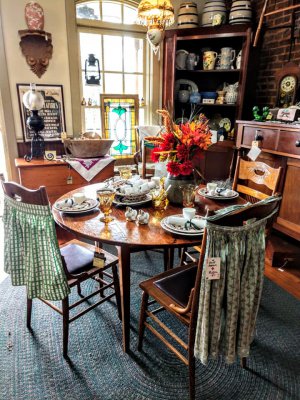 Madison Station Antiques - Huntsville, Alabama 35758