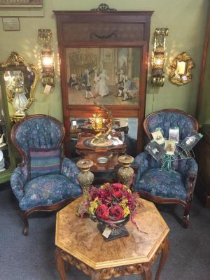 Cooper Street Antique Mall - Arlington, Texas 76017