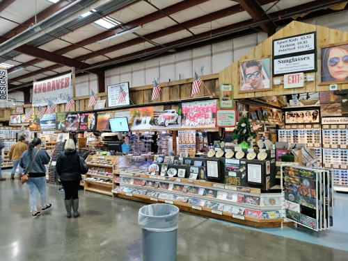 Great Smokies Flea Market - Kodak, Tennessee 37764