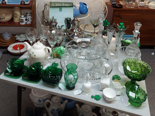 Pine Hills Antique Mall - Reinholds, Pennsylvania 17569