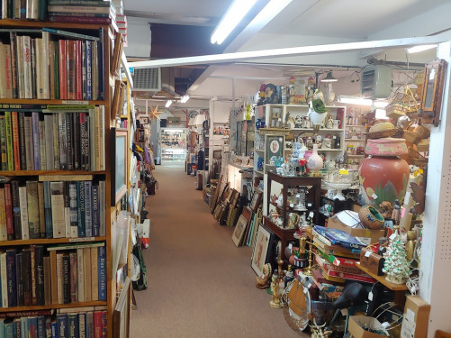 Northgate Antique Mall - Carlisle, Pennsylvania 17013