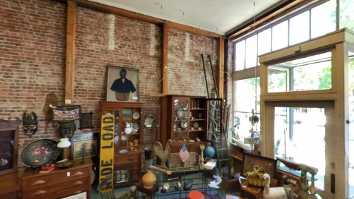 Whistlestop Antiques - Santa Rosa, California 95401